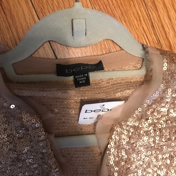 BEBE Gold Sequin light weight sweater - Picture 4 of 7